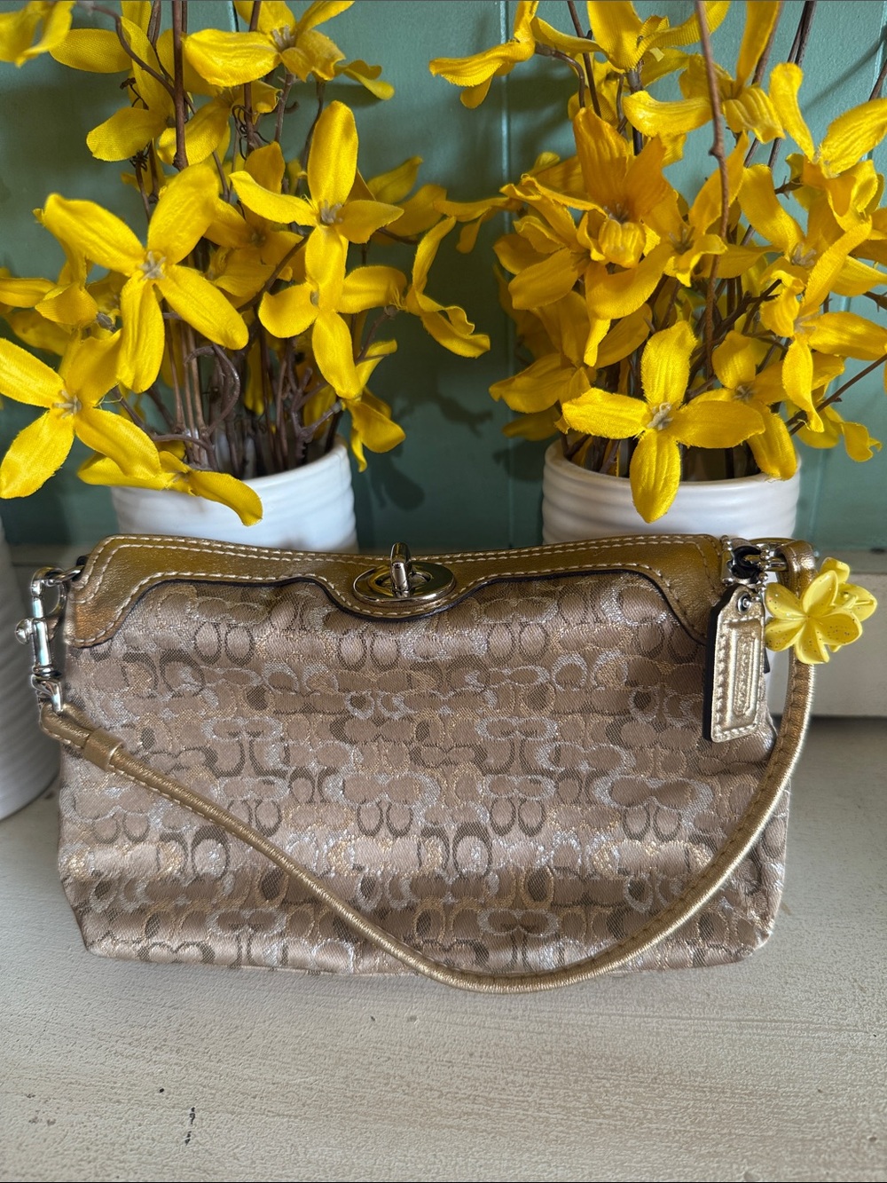 Coach y2k Gold Signature Jacquard Shoulder Bag with Floral Charm - Picture 4 of 14